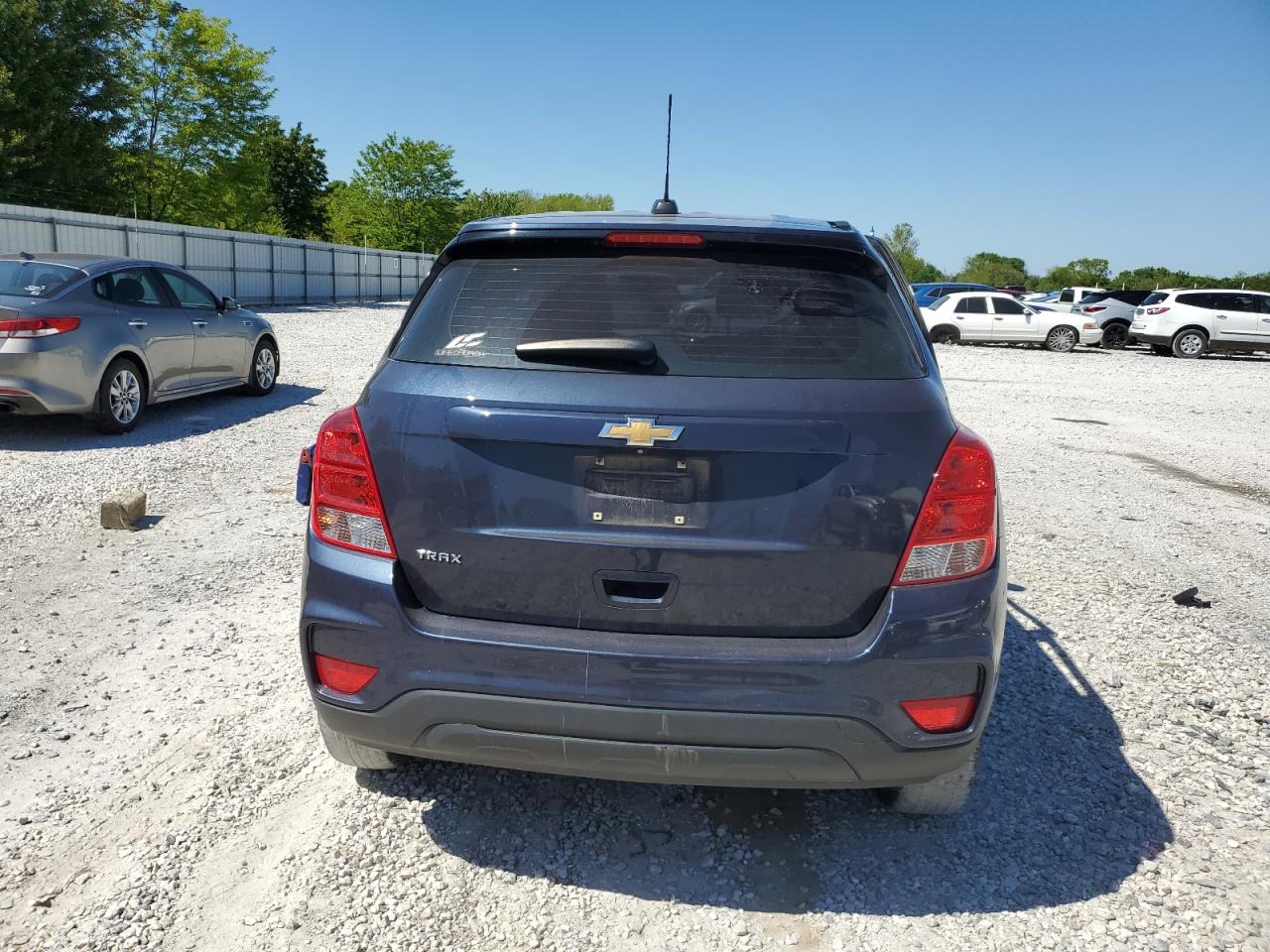 Photo 5 VIN: 3GNCJKSB5JL221285 - CHEVROLET TRAX 