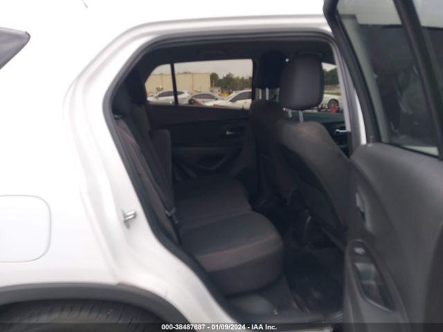 Photo 7 VIN: 3GNCJKSB5KL259889 - CHEVROLET TRAX 