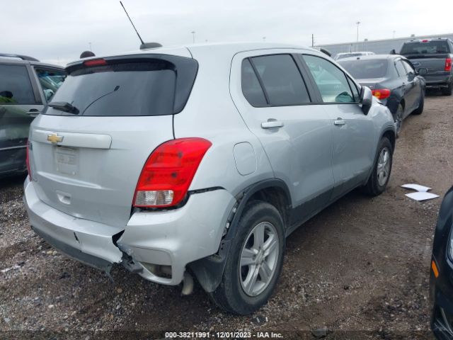 Photo 3 VIN: 3GNCJKSB5KL369793 - CHEVROLET TRAX 