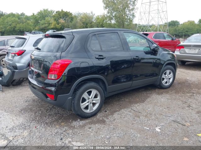 Photo 3 VIN: 3GNCJKSB5KL375156 - CHEVROLET TRAX 