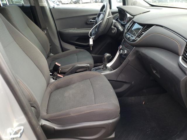 Photo 4 VIN: 3GNCJKSB5KL394399 - CHEVROLET TRAX LS 