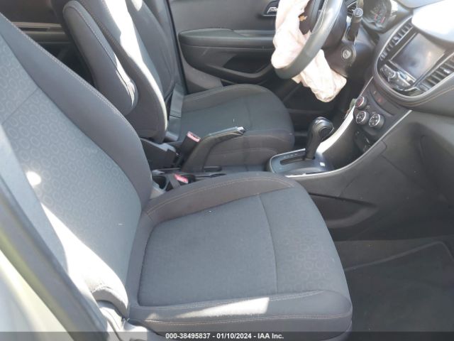 Photo 4 VIN: 3GNCJKSB5LL280890 - CHEVROLET TRAX 