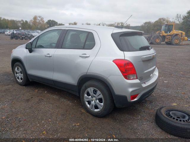 Photo 2 VIN: 3GNCJKSB6HL268979 - CHEVROLET TRAX 