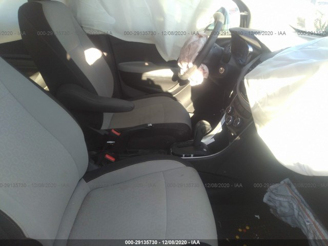 Photo 4 VIN: 3GNCJKSB6JL192072 - CHEVROLET TRAX 