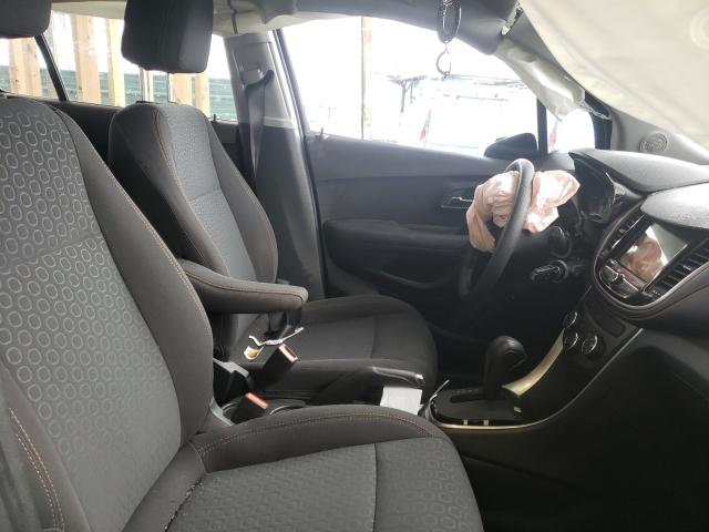 Photo 4 VIN: 3GNCJKSB6JL231906 - CHEVROLET TRAX LS 