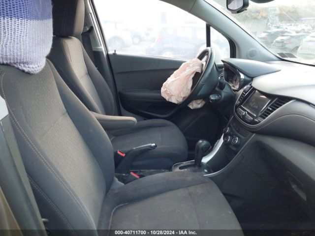 Photo 4 VIN: 3GNCJKSB6JL295119 - CHEVROLET TRAX 