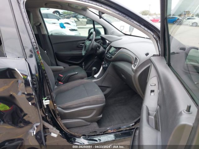 Photo 4 VIN: 3GNCJKSB6KL175547 - CHEVROLET TRAX 