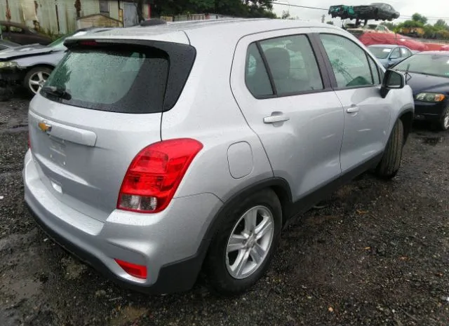 Photo 3 VIN: 3GNCJKSB6LL119108 - CHEVROLET TRAX 