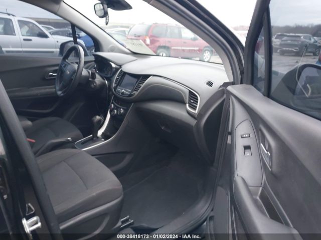 Photo 4 VIN: 3GNCJKSB6LL160712 - CHEVROLET TRAX 