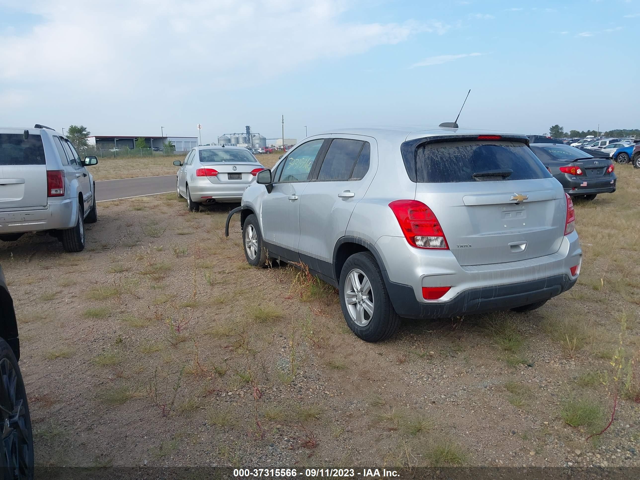 Photo 13 VIN: 3GNCJKSB6LL197243 - CHEVROLET TRAX 