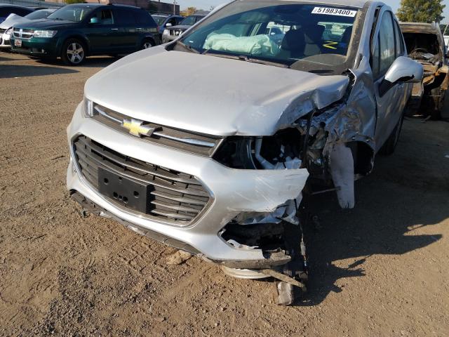 Photo 8 VIN: 3GNCJKSB6LL321494 - CHEVROLET TRAX LS 