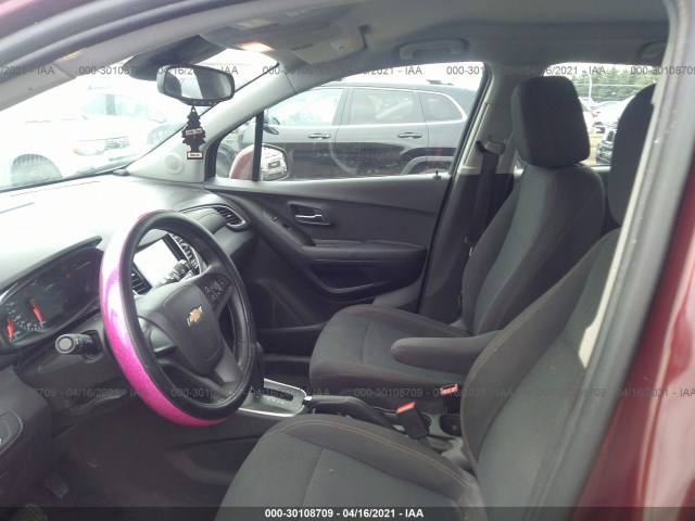 Photo 4 VIN: 3GNCJKSB7HL147569 - CHEVROLET TRAX 