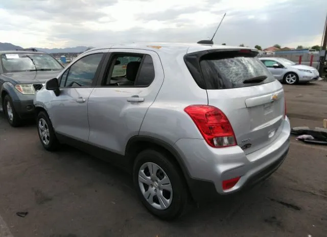 Photo 2 VIN: 3GNCJKSB7HL221556 - CHEVROLET TRAX 