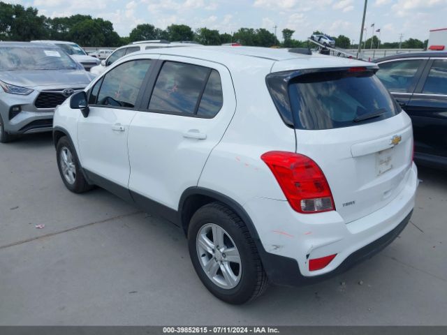 Photo 2 VIN: 3GNCJKSB7JL263103 - CHEVROLET TRAX 