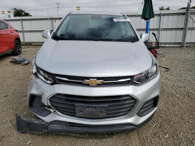 Photo 4 VIN: 3GNCJKSB7JL275087 - CHEVROLET TRAX LS 