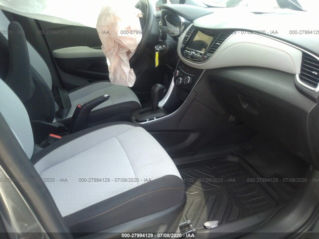 Photo 4 VIN: 3GNCJKSB7KL150835 - CHEVROLET TRAX 