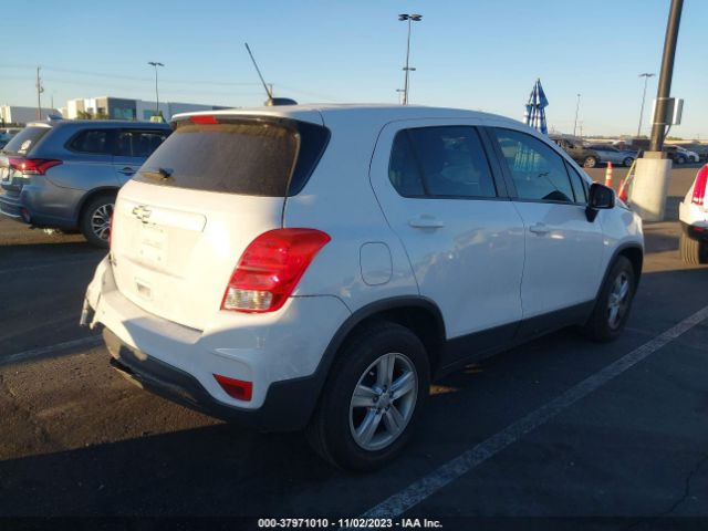 Photo 3 VIN: 3GNCJKSB7KL403247 - CHEVROLET TRAX 