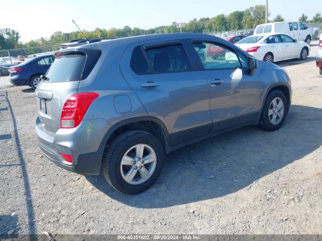 Photo 3 VIN: 3GNCJKSB7LL193363 - CHEVROLET TRAX 