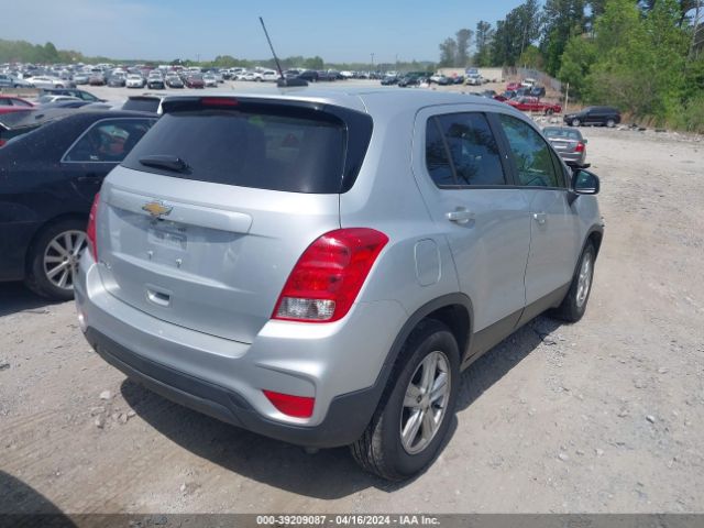 Photo 3 VIN: 3GNCJKSB7LL294399 - CHEVROLET TRAX 