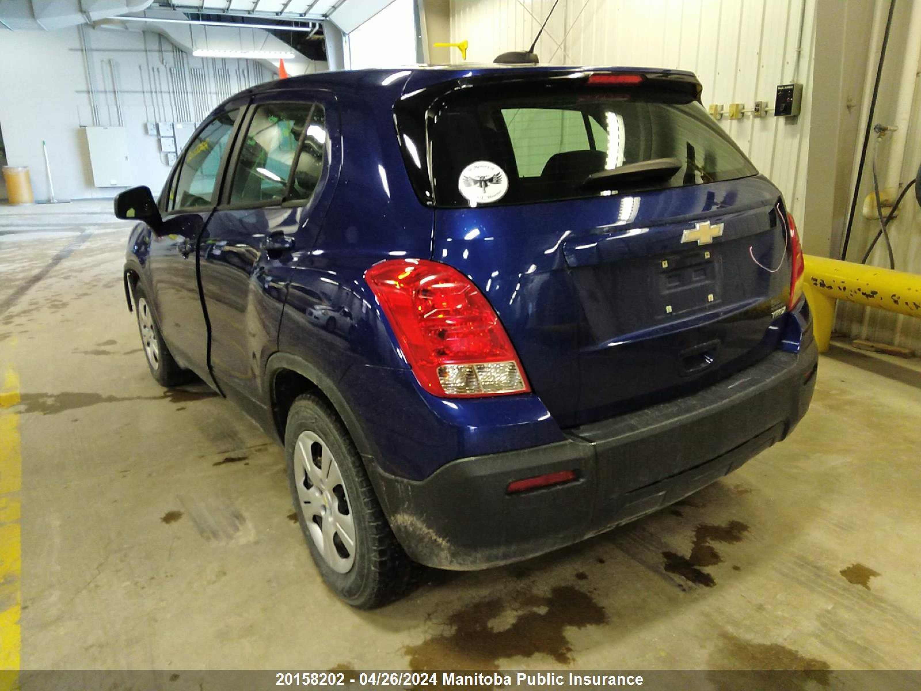 Photo 2 VIN: 3GNCJKSB8GL229891 - CHEVROLET TRAX 