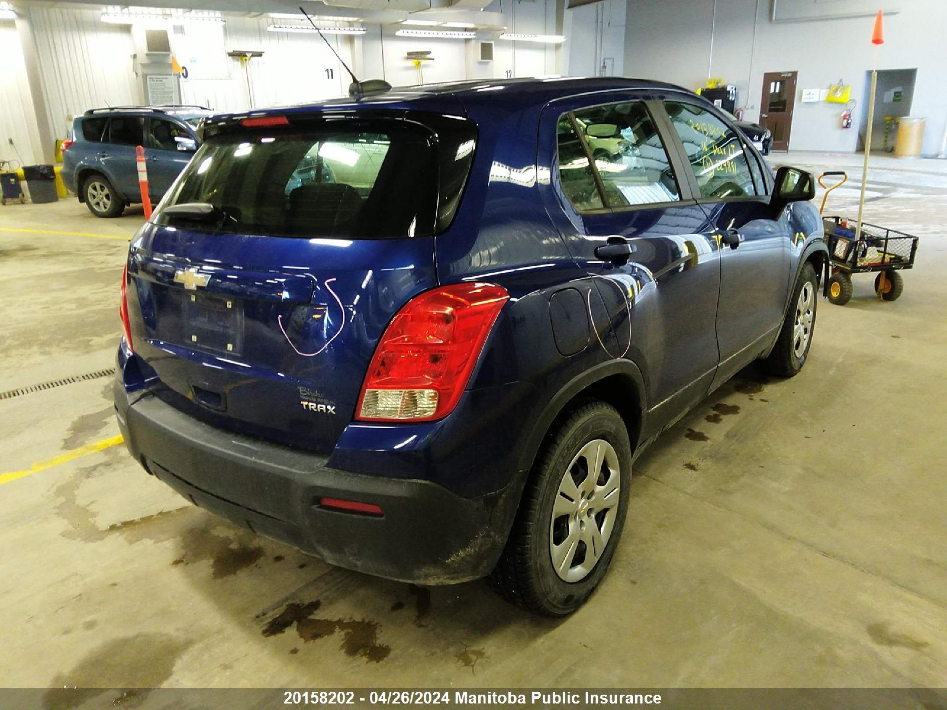 Photo 3 VIN: 3GNCJKSB8GL229891 - CHEVROLET TRAX 