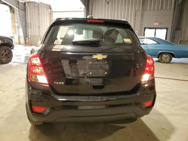 Photo 5 VIN: 3GNCJKSB8HL288957 - CHEVROLET TRAX LS 