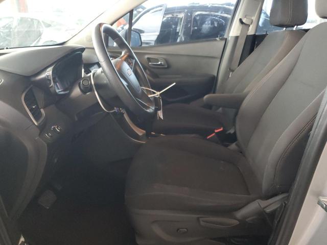 Photo 6 VIN: 3GNCJKSB8JL165231 - CHEVROLET TRAX LS 