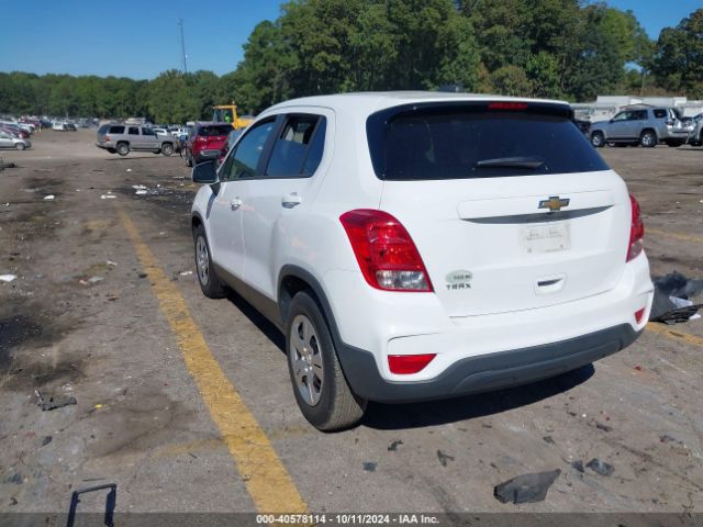 Photo 2 VIN: 3GNCJKSB8JL206585 - CHEVROLET TRAX 