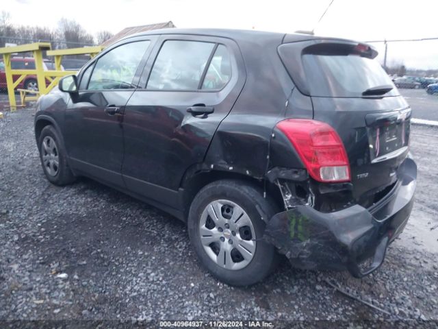 Photo 2 VIN: 3GNCJKSB8JL263773 - CHEVROLET TRAX 