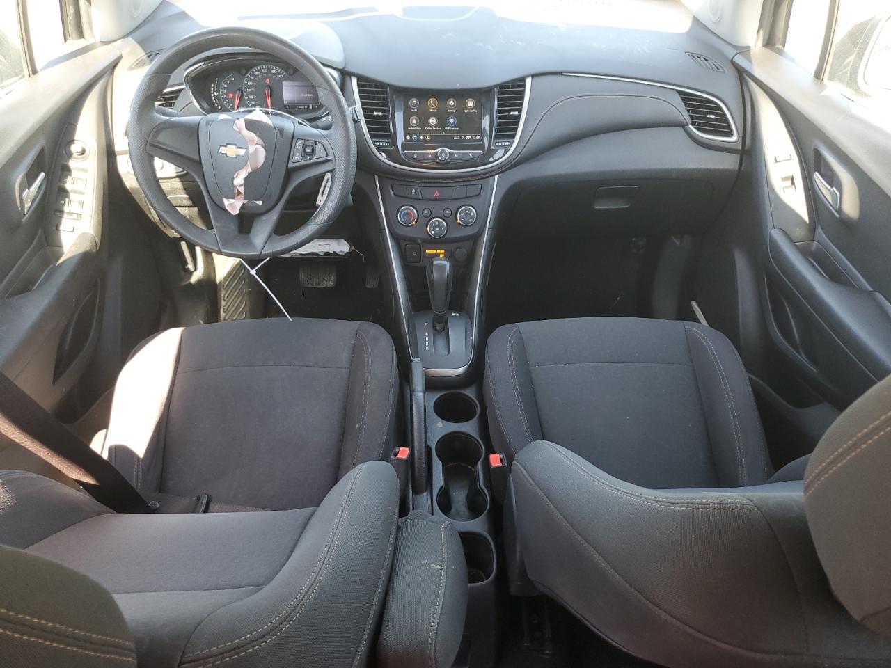 Photo 7 VIN: 3GNCJKSB8JL305763 - CHEVROLET TRAX 