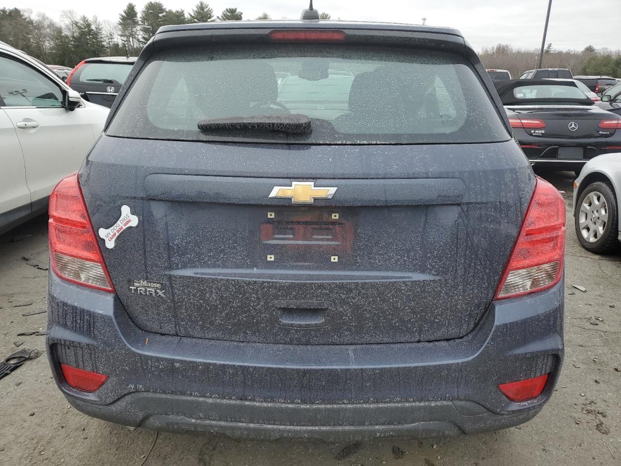 Photo 5 VIN: 3GNCJKSB8JL306749 - CHEVROLET TRAX 