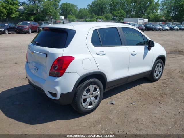 Photo 3 VIN: 3GNCJKSB8JL359774 - CHEVROLET TRAX 