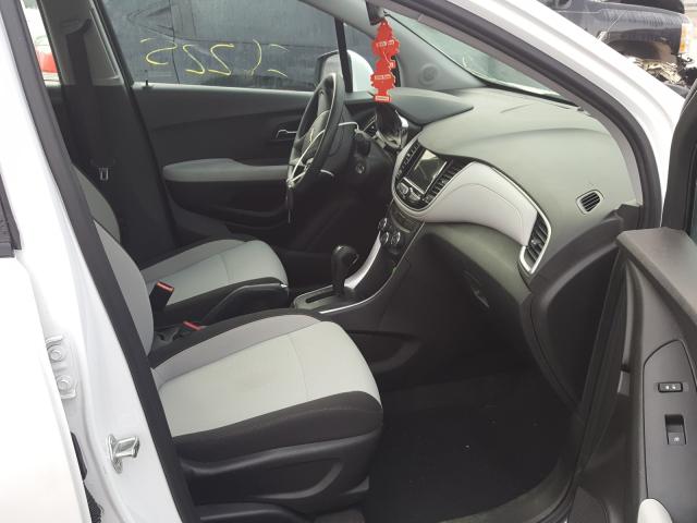 Photo 4 VIN: 3GNCJKSB8KL120565 - CHEVROLET TRAX LS 