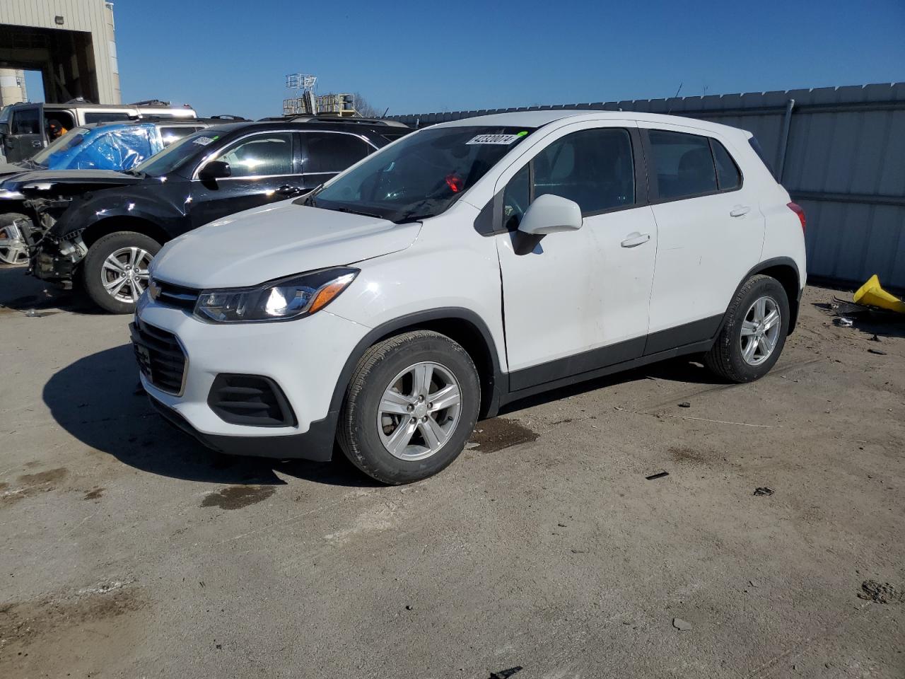 Photo 0 VIN: 3GNCJKSB8KL226496 - CHEVROLET TRAX 