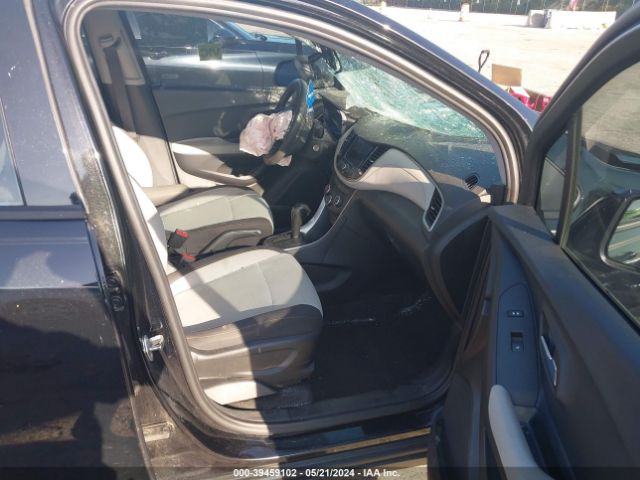 Photo 4 VIN: 3GNCJKSB8LL113939 - CHEVROLET TRAX 