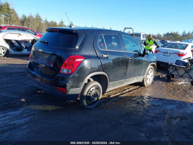 Photo 3 VIN: 3GNCJKSB8LL143653 - CHEVROLET TRAX 