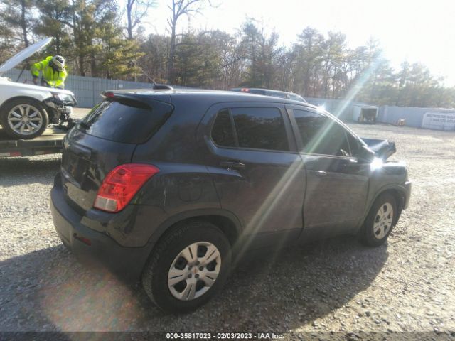 Photo 3 VIN: 3GNCJKSB9GL259451 - CHEVROLET TRAX 