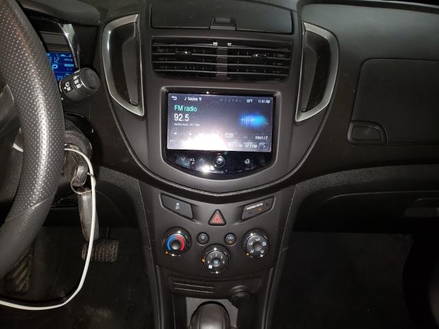 Photo 8 VIN: 3GNCJKSB9GL274709 - CHEVROLET TRAX LS 