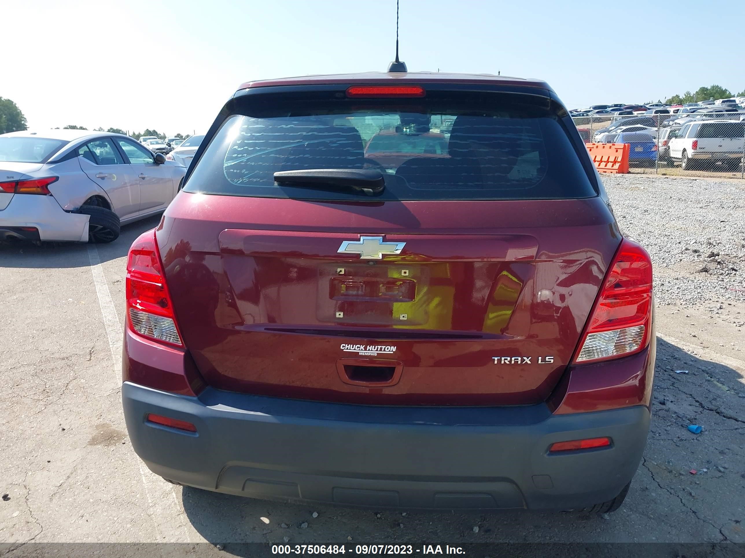 Photo 15 VIN: 3GNCJKSB9GL279828 - CHEVROLET TRAX 