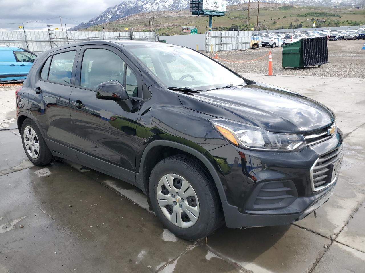 Photo 3 VIN: 3GNCJKSB9HL265087 - CHEVROLET TRAX 