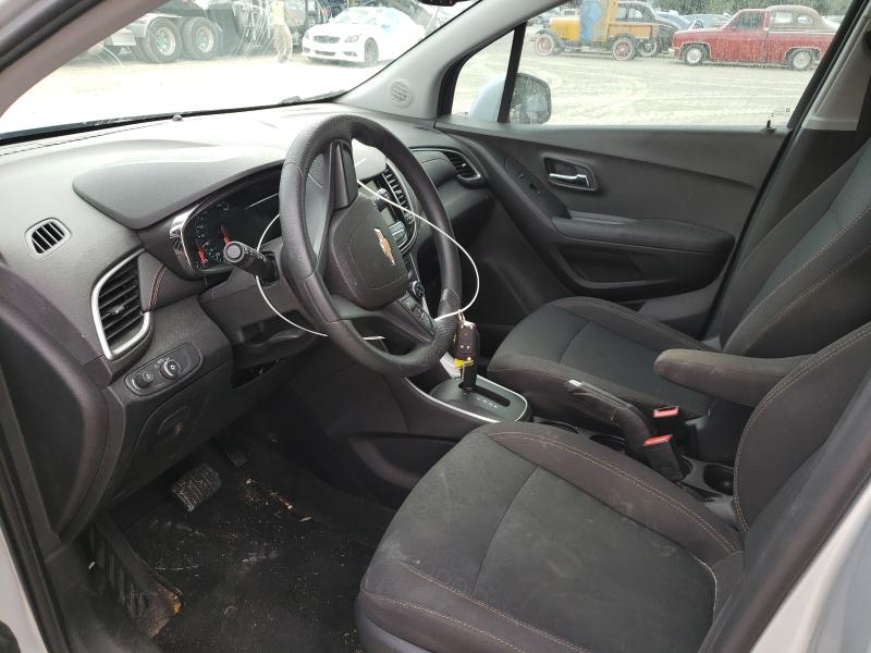 Photo 4 VIN: 3GNCJKSB9JL215537 - CHEVROLET TRAX LS 