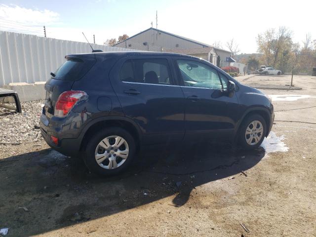 Photo 2 VIN: 3GNCJKSB9JL279156 - CHEVROLET TRAX LS 