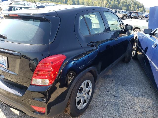 Photo 3 VIN: 3GNCJKSB9KL137245 - CHEVROLET TRAX LS 