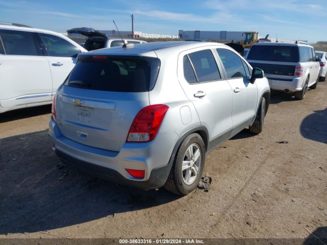 Photo 3 VIN: 3GNCJKSB9KL211344 - CHEVROLET TRAX 