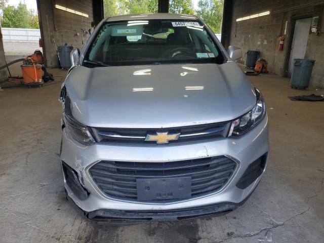 Photo 4 VIN: 3GNCJKSB9KL404268 - CHEVROLET TRAX LS 