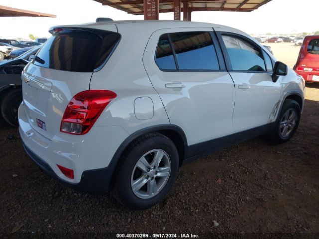 Photo 3 VIN: 3GNCJKSB9LL137134 - CHEVROLET TRAX 