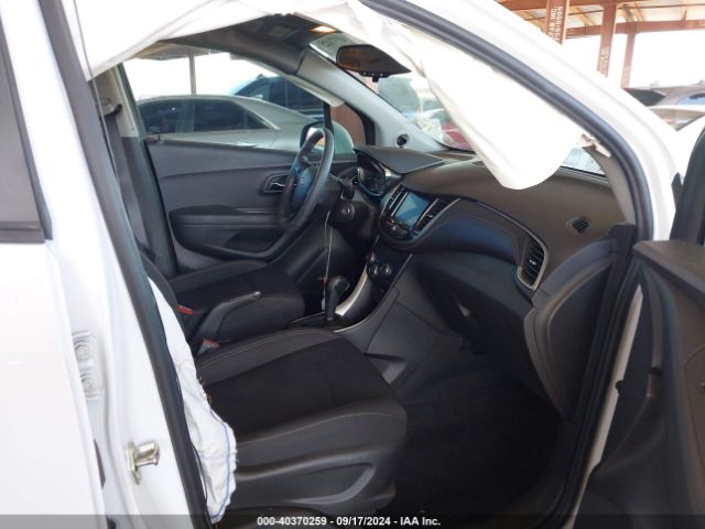 Photo 4 VIN: 3GNCJKSB9LL137134 - CHEVROLET TRAX 