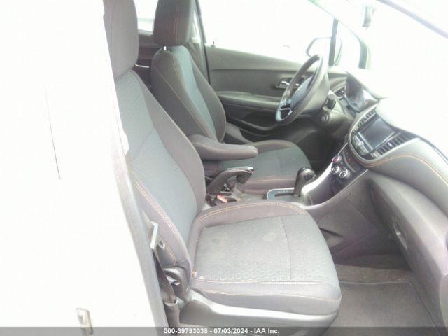 Photo 4 VIN: 3GNCJKSB9LL148747 - CHEVROLET TRAX 