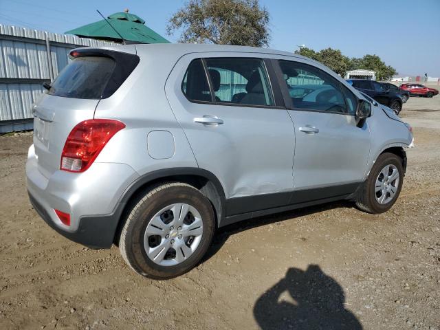 Photo 2 VIN: 3GNCJKSBXHL265325 - CHEVROLET TRAX 1LT 