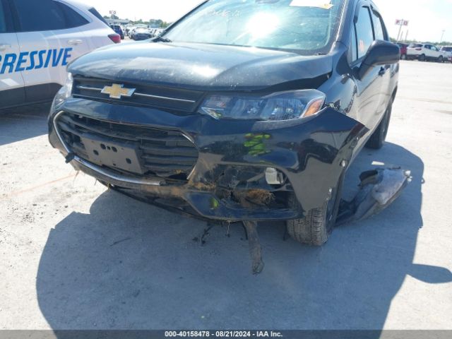 Photo 5 VIN: 3GNCJKSBXJL258073 - CHEVROLET TRAX 